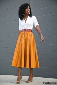 Rok Outfit, Midi Skirt Casual, Chique Outfits, Pleated Midi Skirt, Outfits Casual, Work Fashion, Modest Dresses