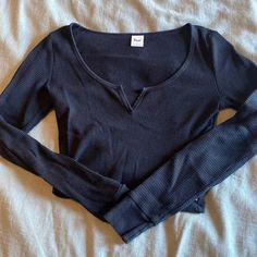 Originally $35 Brand New Perfect For Layering Or To Have As A Basic Waffle Long Sleeve, Turtleneck T Shirt, Unique Hoodies, Everyday Fashion Outfits, Cute Preppy Outfits, Crop Top Outfits, Cute Everyday Outfits, Costume Outfits, Preppy Outfits