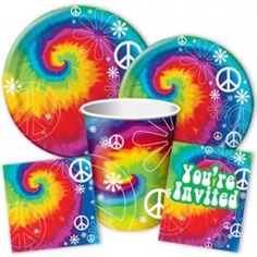 tie dye paper cups and napkins with peace signs on them