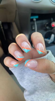 There's a new beauty trend taking over Instagram and it's absolutely stunning. Say hello to "quartz nails". Easy Short Nail Ideas, Tomboy Nails Ideas, Acrylic Nails Western, Cute Nail Designs Simple, Cute Cow Nails, Nail Inspo For Short Nails, Cute Western Nails, Beach Nails Designs, Summer Beach Nails