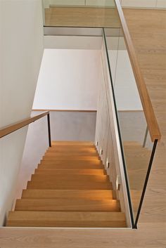 Jenner House, Attic Bedroom Designs, Stairs Design Interior, Glass Stairs, Glass Staircase, Glass Balustrade, Student House, Home Stairs Design, Hallway Designs