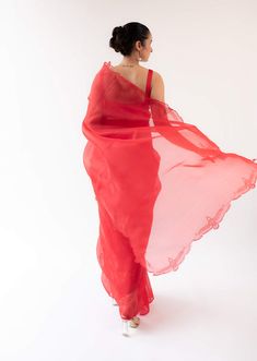 Red Organza Pre-draped Saree, Elegant Silk Chiffon Saree For Festive Occasions, Elegant Festive Silk Chiffon Saree, Elegant Red Organza Saree, Red Organza Blouse Piece With Traditional Drape, Silk Chiffon Saree With Sheer Dupatta For Wedding, Wedding Saree With Sheer Dupatta In Silk Chiffon, Wedding Silk Chiffon Saree With Sheer Dupatta, Festive Red Pre-draped Organza Saree