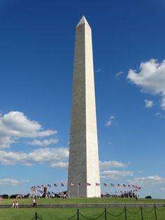 the washington monument in washington, dc