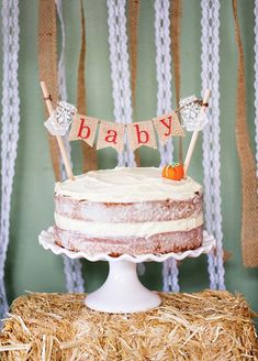 a baby shower cake with the words, 8 awesome fall baby shower ideas on it