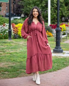 Sylvia Burgundy Dress Burgundy Velvet Dress, Boutique Style Outfits, Modest Bridesmaid Dresses, Burgundy Velvet, Free Dresses, Fit Details, Burgundy Dress, Plus Size Pregnancy, Waist Length