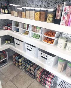 Having a functional and well organized pantry with shelves, drawers and pullout baskets are the stuff that kitchens dreams are made of. House Pantry, Pantry Room, Instagram Plan, Organized Kitchen