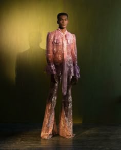 Harris Reed Fashion, Queer High Fashion, Mens Chanel, Mens High Fashion, Laramie Project, Gala Attire, Look Disco, Ethereal Fashion, Harris Reed