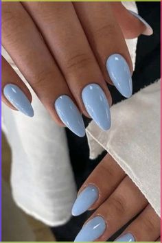 Visit BookOnBoard.com to find cute beach nails designs, simple beach vacation nails- ocean, sea, coral, hawaii, acrylic, long, waves, trendy beach nails inspo, short, square, shell, almond, french tip, gel, orange, yellow, blue, pastel, cute summer beach nails, beach nail art, #beachnailideas vacation nail inspo, simple summer nails, #beachynails coastal nails, holiday nails for summer, beach inspired nails, elegant nails, seashell nails #beachnails2024 #beachnailcolors #beachvibes #summernails Paznokcie Hello Kitty, Kutek Disney, Colorful Nails, Her Nails, Casual Nails, Almond Acrylic Nails, Blue Nail, Stick On Nails, Minimalist Nails