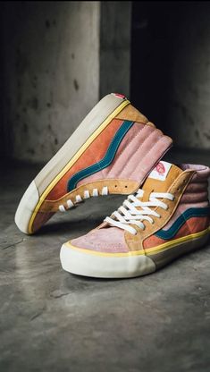 Vans Shoes Aesthetic, Vans Aesthetic, Vans High, Tenis Vans, Colorful Shoes, Aesthetic Shoes, Swag Shoes, Crazy Shoes, Dream Shoes