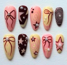 Neapolitan Nails, Aesthetic Fall Nails, Fall Nail Art Ideas, Fall Nail Art Designs, Grunge Nails, Pretty Gel Nails, Really Cute Nails, Soft Nails, Kawaii Nails