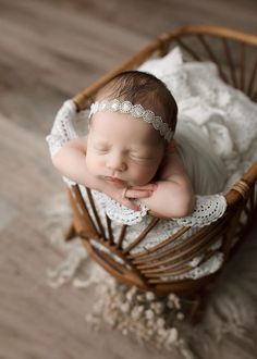 A beautiful baby headband made of Italian lace eith two inch elastic for baby comfort. It can be use for christening, first photo session or use as an  everyday accessory. White Matching Headband For Baptism, Adjustable White Lace Hair Accessories, White Hair Accessories With Matching Headband For Baptism, Handmade White Headband, Headband White, White Headband, Baby Comforter, Newborn Headbands, Baby Headband