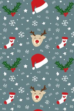 christmas seamless pattern with reindeers and stockings