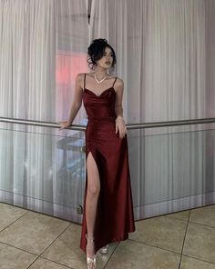 Pretty Bridesmaid Dresses, Prom Dress Inspo, Classy Prom, Classy Prom Dresses, Prom Dress Inspiration, Pretty Prom Dresses, Glam Dresses, Party Dress Long, Mermaid Prom Dresses