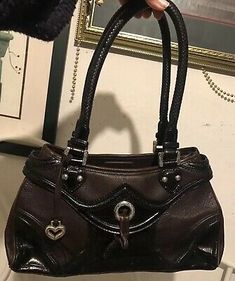 Leather Purse Aesthetic, Outfit With Purse, Big Purse, Vintage Designer Handbags, Brighton Purses, Bucket Handbags