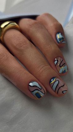 Black And Gold Minimalist Nails, Simple Nail Ideas For Summer Short, Gel Manicure Ideas For Short Nails Fall Art Designs, Short Nail Designs Minimal Almond, Cool Tone Nail Designs, Short Almond Nails Minimalist, Short Almond Abstract Nails, Trending 2023 Nails, Short Nails Ideas Gold