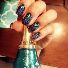 Glittery blue gradient Blue Gradient, My Pictures, Nail Art, Glitter, Nails, Blue, Art, Nail Arts