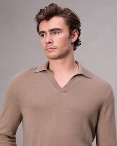 This Johnny collar sweater has fully-fashioned sleeves and ribbed trim. It's crafted from exceptionally soft cashmere and has a comfortable fit for easy layering. Desert S Johnny Collar, Collar Sweater, Rag & Bone, Top Shirt, Cashmere, Comfort Fit, Collar, Top Outfits, Mens Outfits