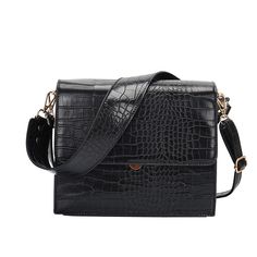 Features: Samantha Vintage PU Leather Shoulder Crossbody Bags offer an elegant look with a timeless crocodile pattern. Crafted from durable PU leather, this stylish bag provides generous capacity and reliable support throughout the day. A chic option for anyone seeking a sophisticated look. Affordable Bags, Leather Messenger Bags, Girls Messenger Bag, Casual Tote Bag, Ladies Handbags, Modern Women, Mobile Phone Bag, Casual Tote, Types Of Bag