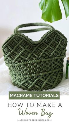 17 Gorgeous DIY Macrame Bag Tutorials for Beginners and Beyond Macrame Cord Projects, Macrame Purse Diy, Free Macrame Patterns Tutorials