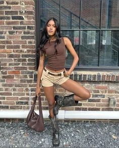 Night Out Shorts Outfit, Modeling Aesthetic Black Women, Boots And Shorts Outfit, Steve Madden Boots Outfit, Buckle Boots Outfit, Moto Boots Outfit, Biker Boots Outfit, Summer Boots Outfit