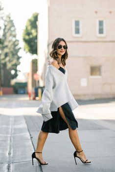 Slip Dress Layering, Sweater Over Dress, Dress Layering, First Date Outfits, Long Slip Dress, Fall Dress Outfit, Sweater Layering, Black Slip Dress