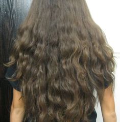 V Shaped Haircut Wavy Hair, V Cut Wavy Hair, Natural Wavy Hair Cuts, U Shaped Haircut, Thick Wavy Haircuts, Long Wavy Haircuts, Frizzy Wavy Hair, Layered Curly Haircuts