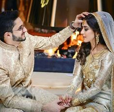 Wedding Photography Poses Family, Poetry English, City Wedding Dress, English Poems, Nikah Dress, Couple Wedding Dress, Indian Wedding Couple, Bride Photoshoot