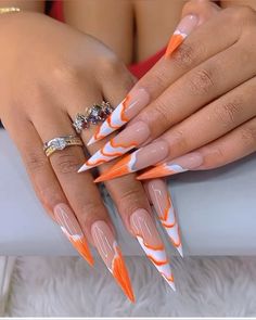 Summer Nail Inspo Stiletto, Stilleto Nails 2024, Grafitti Nails, 2024 Nail Designs, Summer Nails Stiletto, Cute Stiletto Nails Designs, Nail Designs Stiletto, Nail Designs Minimalist, Summer Nails Long