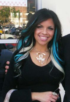 Black teal and platinum hair Blue Black Hair, Creative Hair Color, Beautiful Hair Color, Black Turquoise, All Jeans, Great Hairstyles, Haircut And Color, Hair Color And Cut, Crazy Hair