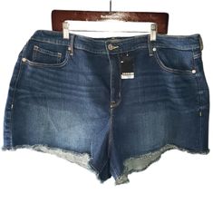 Torrid Plus Size Jean Shorty Shorts Size 24. Super Soft Stretchy Denim For Ultimate Comfort. New With Tags, Comes From A Smoke And Pet Free Home. #Curvy #Plussize #Curves #Torrid Shorty Shorts, Plus Size Jeans, Jean Shorts, Womens Shorts, Plus Size, Pet, Tags, Women Shopping, Blue