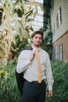 Sunset tie worn with a white shirt, brown belt and navy pants. Double Windsor, Sunset Yellow, Dapper Style, Cool Ties, Tall Guys, Suit And Tie, Business Man, Summer Collection, Cool Designs