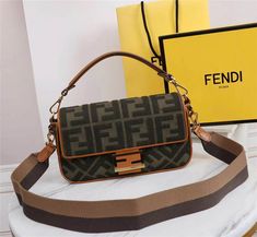 Rep 1:1 Size: 27 x 6 x 14 cm / 10.8 x 2.4 x 5.6 inchesThe items will come with branded boxes and dust bags. Rodeo, Chic Style, Messenger Bag, Paper Bag, Satchel, Dust Bag, Fendi, Drive, Purse