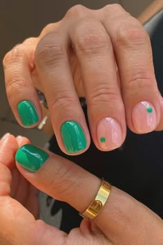 Short Square Gel Manicure, No Extension Nails, Nail Different Colors Each Hand, Short Acrylic Manicure, Europe Nails Travel, Easy Manicure Ideas, Short Gel Manicure, Diy Gel Nails, Nails 2025