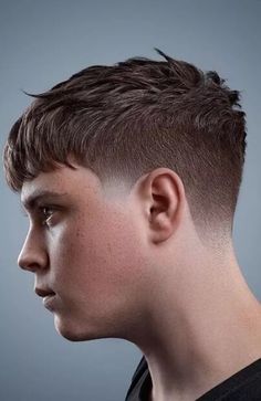 40 Stylish Taper Fade Haircuts for Men in 2023 - The Trend Spotter Curly Taper Fade, Hairstyle Boy, Types Of Fade Haircut, Taper Fade Short Hair, Barbers Cut, Trendy Mens Haircuts, Taper Fade Haircut, Tapered Haircut, Mens Fade