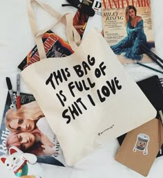 Tote Bag Art Design, Customized Tote Bags, Diy Tote Bag Design, Tote Bag Business, Custom Totes, Tote Bag Inspo, Handpainted Tote Bags, Totes Ideas, Sac Tote Bag