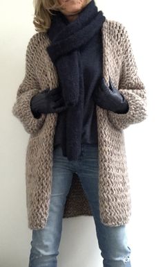 Jaket Crochet, Handknit Sweaters, Pull Mohair, Crochet Jacket, Knitted Coat, Looks Chic, Knitwear Design