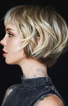 Latest Bob Hairstyles, Asymmetrical Bob Haircuts, Short Shag Haircuts, Shaggy Bob, Bob Hairstyles With Bangs, Wavy Bob Hairstyles, Bob Haircut With Bangs, Short Bob Haircuts, Curly Bob Hairstyles