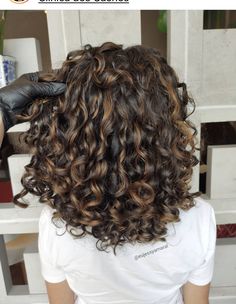 Curly Hair Color Ideas, Curly Hair Color, Curly Color, Dark Hair With Highlights