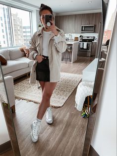 Converse Outfit Going Out, White Converse Winter Outfit, Dress With Shacket, White High Converse Outfit, Skirt And Converse Outfit, Corduroy Shacket Outfit, Tan Converse Outfit, Outfit Con Converse, Outfits Con Converse Blancos