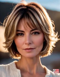 Hairstyles For Medium Length Hair With Bangs Over 50 Women, Short Layered Bob Hairstyles For Fine Hair, Layered Bob With Fringe, Kort Bob, Haircuts For Medium Length Hair, Tousled Bob, Shaggy Short Hair, Long Face Hairstyles, Choppy Bob Hairstyles