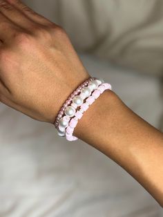 This item is hand made, great for teams, party gifts, giveaways, etc. Bulk orders accepted. Bulk Order, Party Gifts, Jewelry Bracelets, Charm Bracelet, Gifts