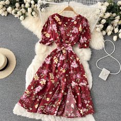 V-Neck Retro Temperament High Waist Floral Dress Casual Burgundy Midi Dress, Burgundy Midi Dress With Short Sleeves For Summer, Casual Burgundy Midi Dress For Summer, Summer Fitted Burgundy Midi Dress, Vintage Floral Pattern, Girls Wardrobe, Pink And Yellow, Wide Brimmed Hats, Feminine Look