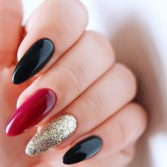 → Stylizacje paznokci • Zobacz i zainspiruj się • Semilac Black Gold Nails, Halloween Nail Art, Silver Nails, Unique Nails, Nail Designs Spring, Gold Nails, Halloween Nails, How To Do Nails, Red Nails