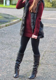 Mom Clothing Style, Puffer Vest Outfit, Classy Fall Outfits, Fall Fashion Coats, Christmas Outfits Women, Cute Lazy Outfits, Miss Sixty, Faux Fur Vest