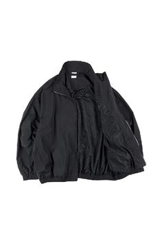 Loose Fit Windbreaker by IDLT from the Autumn/Winter '23 collection is the perfect unisex addition to your wardrobe. Made from 90% polyester and 10% polyamide, this oversized windbreaker in light gray and black is designed for ultimate comfort and style. Ideal for all seasons, it is recommended to hand wash with water under 40°C, and avoid bleach. Lay flat to dry. Size Chart: Size Chest Shoulder Length Sleeve S 148 58 67 54 M 152 60 68 55 L 156 62 71 56 XL 160 64 73 57 Black Nylon Windproof Windbreaker, Black Nylon Windproof Track Jacket, Black Oversized Techwear Outerwear, Winter Windbreaker In Solid Color From Recycled Polyester, Solid Winter Windbreaker Made Of Recycled Polyester, Oversized Sporty Windbreaker For Outdoor Activities, Black Nylon Windbreaker For Streetwear, Solid Techwear Windbreaker For Sports, Oversized Techwear Windbreaker For Streetwear