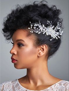 Black Woman Natural Hair, African Wedding Hairstyles, Brides Hairstyles, Natural Hair Wedding, Hairstyles For Gowns, Wedding Hairstyles And Makeup, Natural Wedding Hairstyles, Natural Hair Bride