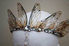 Ethereal Fairy, Gaun Abad Pertengahan, Fairy Halloween, Beautiful Tiaras, Fairy Queen, Fantasy Costumes, Fairy Costume, Lace Bridal, Fairy Wings