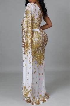 Product Name Gold Fashion Sexy Patchwork Sequins See-through Backless Oblique Collar Evening Dress Item NO. L654306420 Weight 0.5250 kg = 1.1574 lb = 18.5188 oz Category DRESSES Tag Sexy , Fashion , Patchwork , Backless , Sequins , See-through , Floor length , Polyester , Oblique Collar , Single Sleeve , Regular , Evening Dress Material Polyester Style Fashion,Sexy Pattern Type Patchwork Element Sequins,See-through,Backless Neckline Oblique Collar Silhouette Evening Dress Sleeve Style Single Sle White And Gold Formal Dress, Black And Gold Dresses, Womens Evening Gowns, White Gold Dress, Fitted Prom Dresses, Elegante Y Chic, Velvet Prom Dress, Fashion Patchwork, Evening Dresses With Sleeves