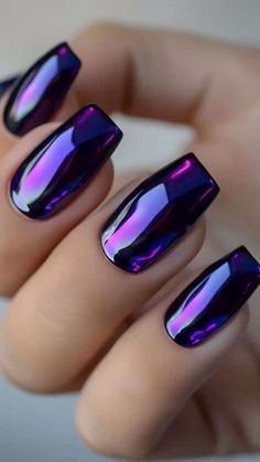 Black With Purple Chrome Nails, Dark Purple Chrome Nails, Fun Chrome Nails, Glazed Donut Manicure, Black Chrome Nails, Red Chrome Nails