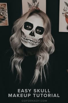 Skull Makeup Half Face Men, Hallowe’en Makeup Ideas, Womens Skeleton Face Makeup, Halloween Skeleton Face Makeup, Simple Skeleton Face Makeup, Skeleton Costumes For Women, Diy Skeleton Makeup Easy, Skeleton Make Up Women, Halloween Skeleton Face Paint